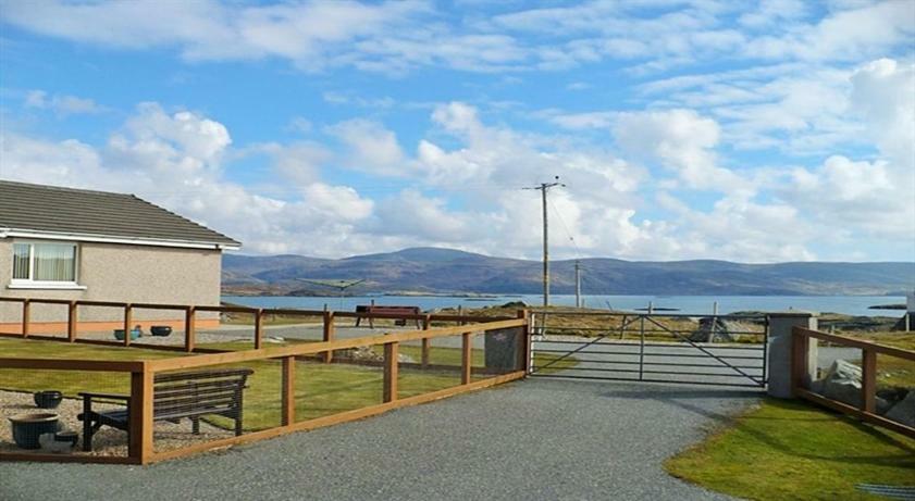 Riverside Tarbert  Exterior photo